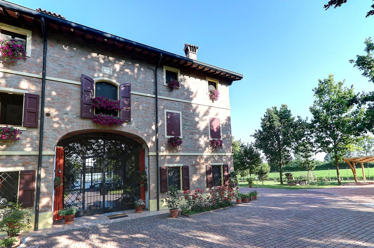 B&B Le Noci di Feo Modena Esterno foto